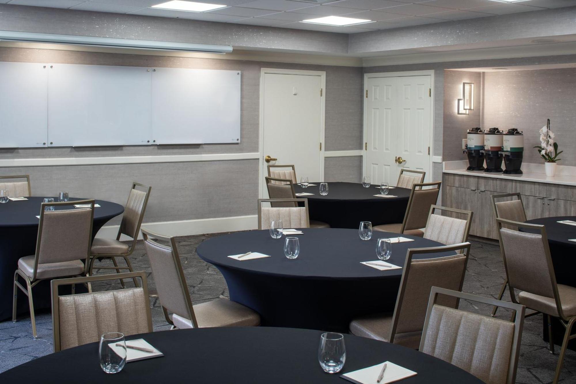 Williamsburg Residence Inn Orlando Convention Center מראה חיצוני תמונה